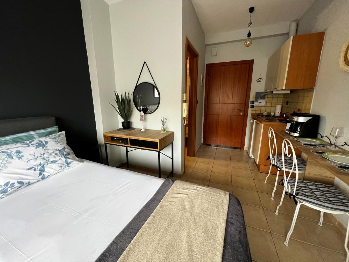 Apartamento B6 Coquette Néa Khilí Exterior foto